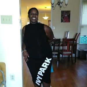 Meet your Posher, Antonya